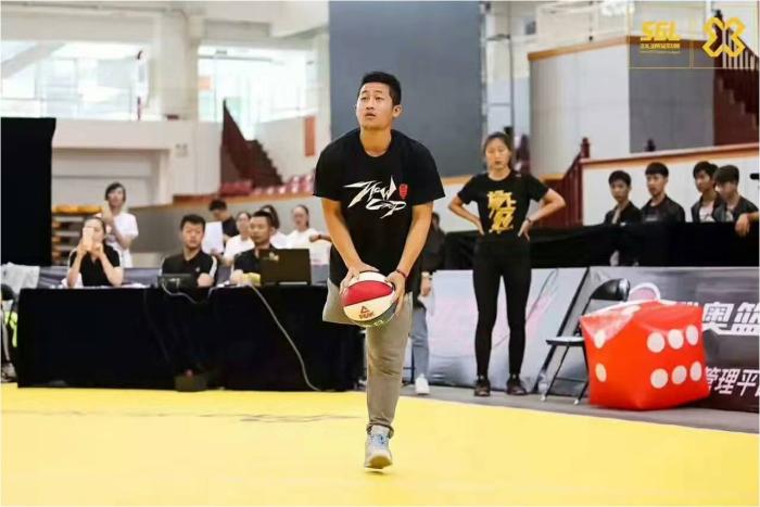 只有一条腿的他为何比我更会打篮球：从骆祥健