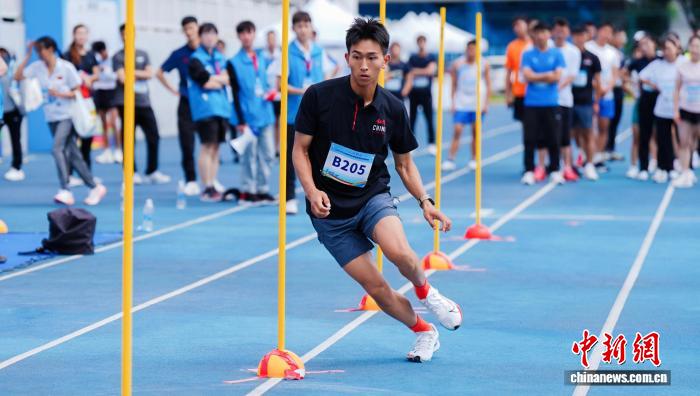 昆明上演200余名运动达人同场竞技，重温校园运
