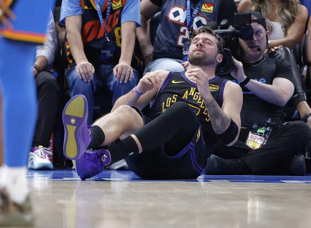 东契奇伤退常规赛报销 库里复出迎战火箭 MVP榜单