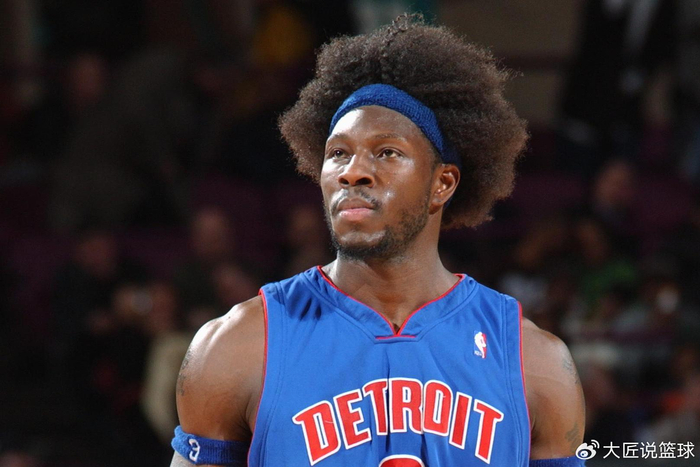 NBA历史防守中锋TOP20揭晓：比尔·拉塞尔登顶，贾