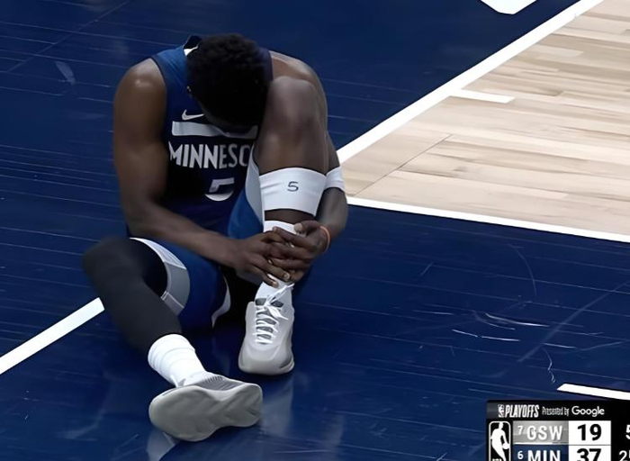 东契奇坎宁安申诉成功获评奖资格 爱德华兹遭驳